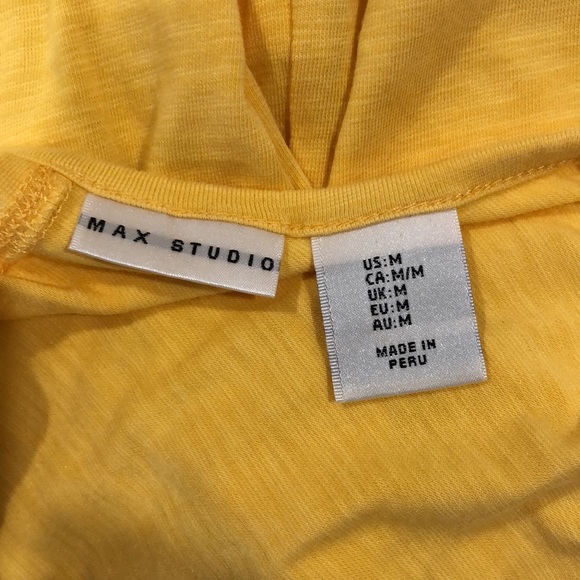 3/4 sleeve yellow top. - Picture 4 of 5